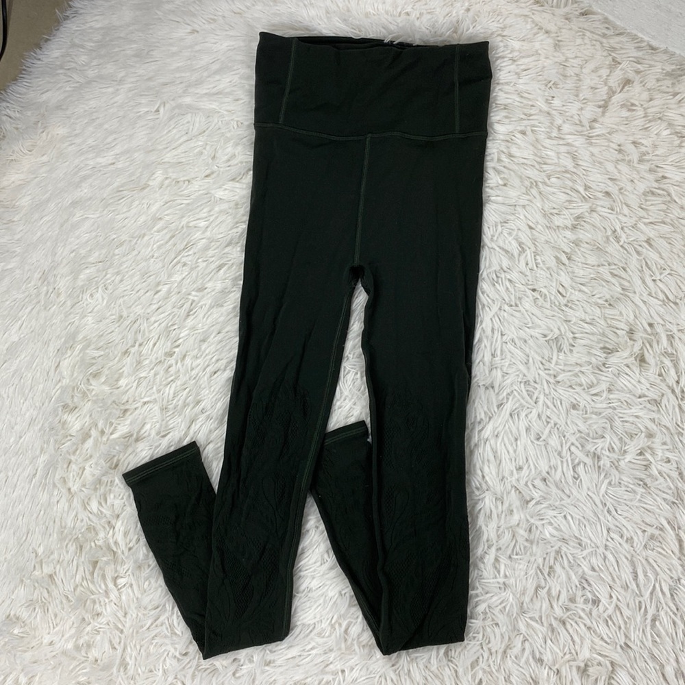 Lululemon Reveal Tight *Lattice Paisley 28" Evergreen